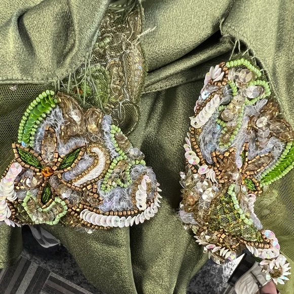 Teri Jon Formal Dress - Picture 6 of 7